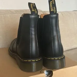 Dr. Martens | Shoes | Doc Martens Chelsea 1m 2976 Ys | Poshmark display picture 1